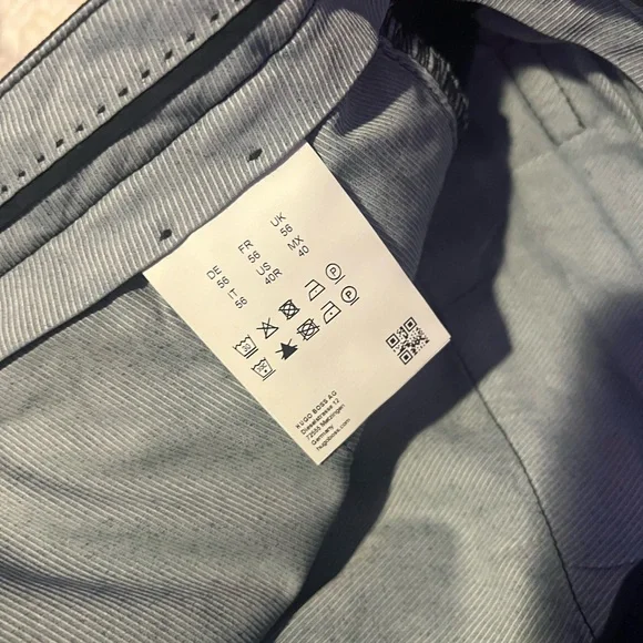 Hugo Boss - Picture 2 of 3